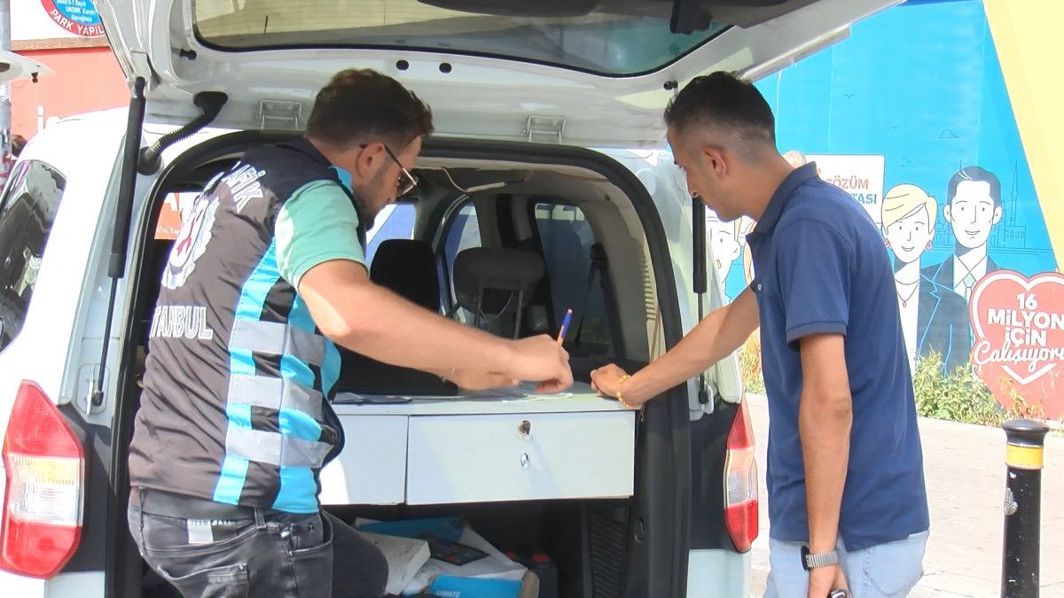 Taksici terörü: Fatih'te turist yolcudan 450 lira isteyen taksici yakalandı! 9