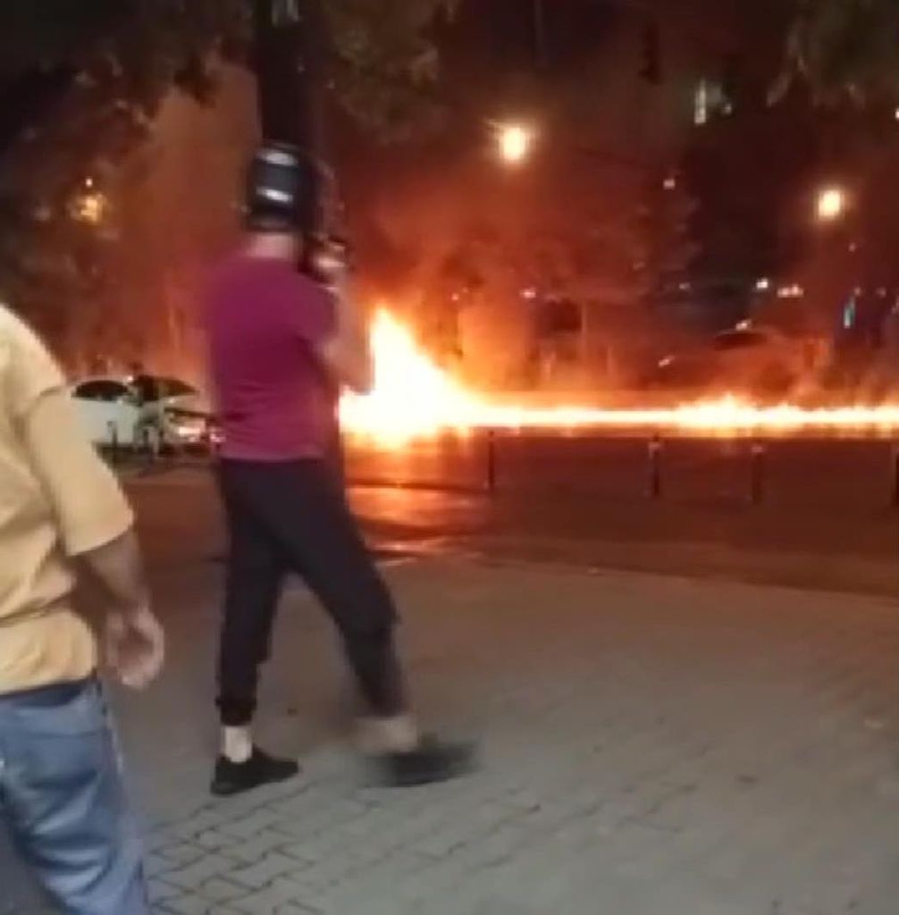 Kazanın ardından araçlar alev aldı, sürücüler ölümden döndü 2