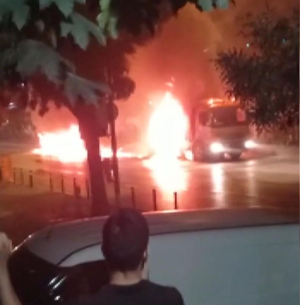 Kazanın ardından araçlar alev aldı, sürücüler ölümden döndü 4
