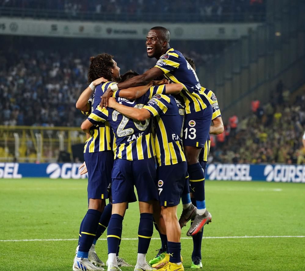 Herkes bu karara şaşkın! Fenerbahçe'de Jorge Jesus, kendi transferini gönderiyor... 4