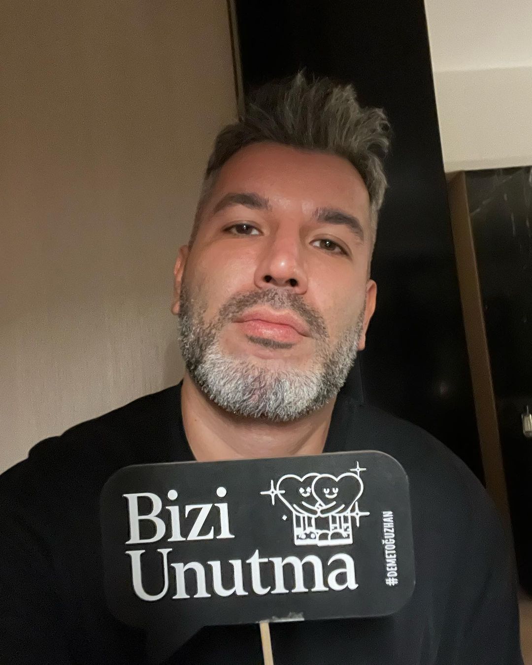 Demet Özdemir ile yarın evlenecek olan Oğuzhan Koç bekarlığa veda etti 14