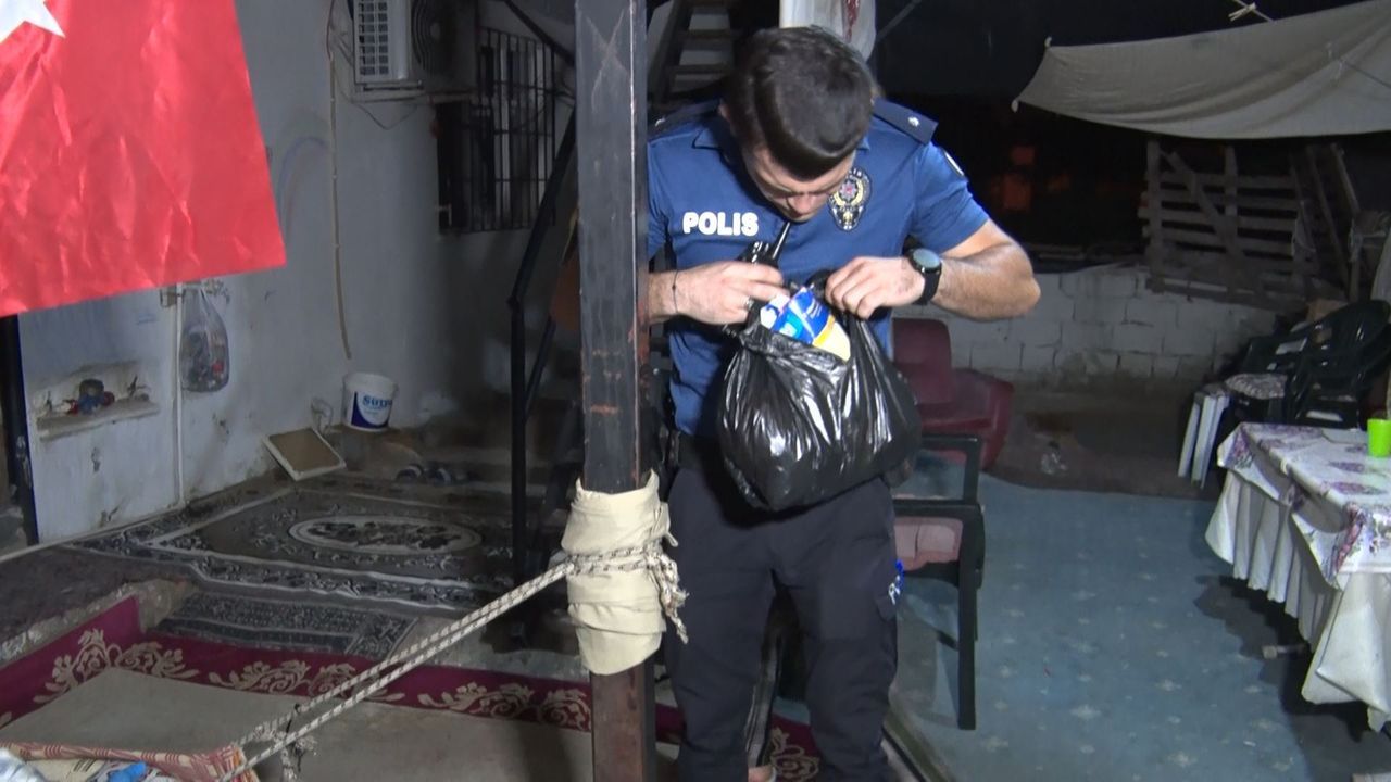 9 aylık bebeği mama, aşı kartı ve oyuncukla birlikte bahçe kapısına bıraktılar 10