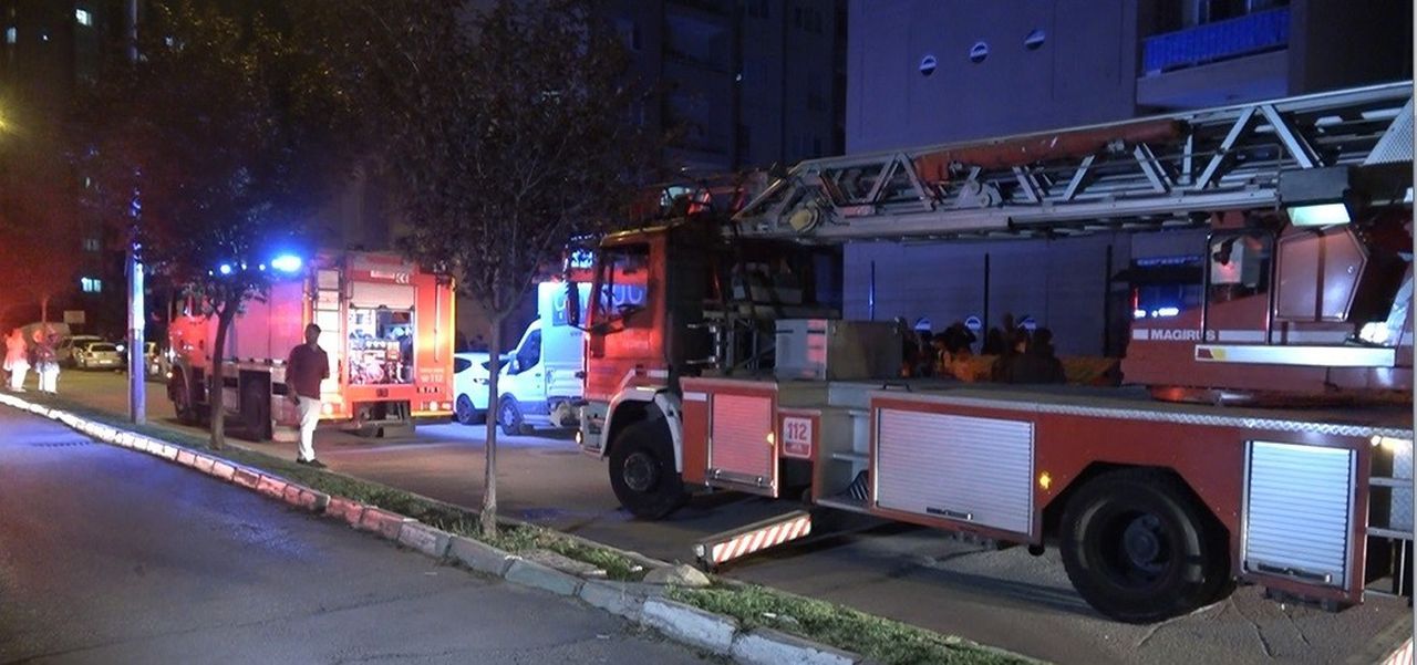 TOKİ konutlarında yangın! Bir itfaiye eri ile 3 vatandaş dumandan etkilendi 4