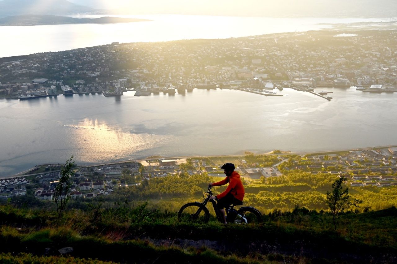 Kuzey ışıklarının en güzel ışıltısını yansıtan şehir; Norveç Tromso 1