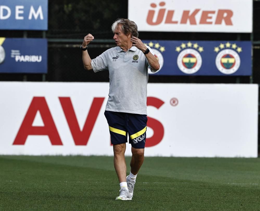 Ersun Yanal'ı sollayan Portekizli Jorge Jesus, Fenerbahçe'de fırtına estiriyor 10