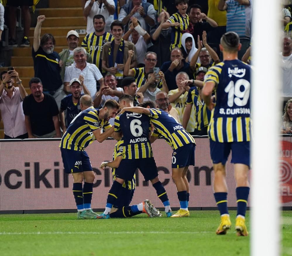 Ersun Yanal'ı sollayan Portekizli Jorge Jesus, Fenerbahçe'de fırtına estiriyor 2