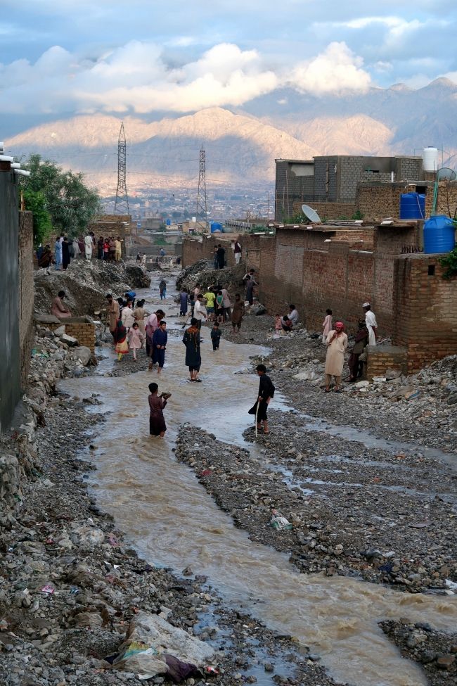 Pakistan'da sel felaketi: Ölü sayısı 982'ye çıktı! Korkunç görüntüler geliyor... 11