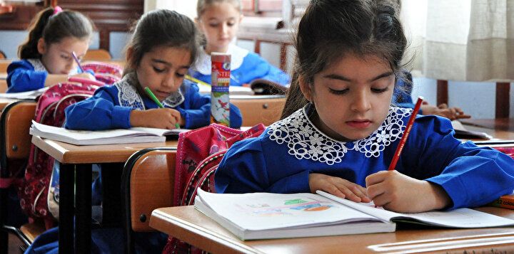 Öğrencilere 1300 TL'lik kırtasiye desteği! Başvurular e-Devlet'ten! 4