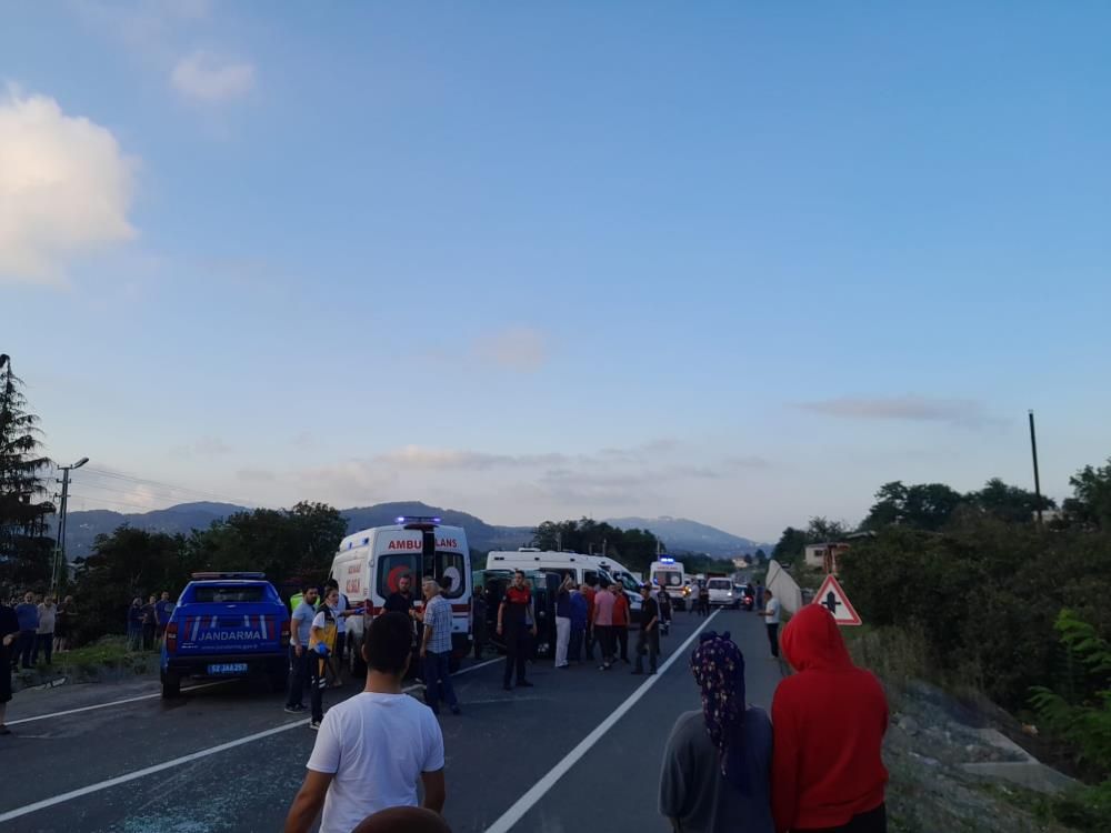 Ordu'da trafik kazası: Çok sayıda yaralı var! 2