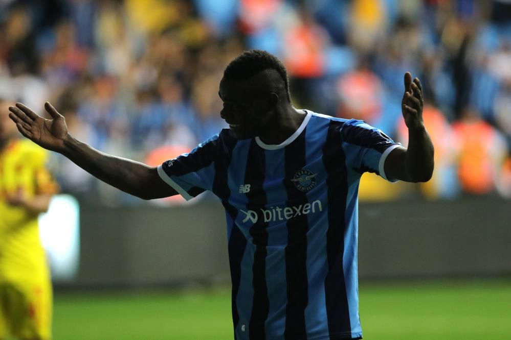 Adana Demirspor'dan ayrılan Mario Balotelli'nin yeni takımı belli oldu 3