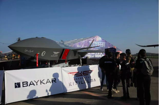 Bayraktar Karadeniz ilk kez görücüye çıktı: Ziyaretçiler büyük ilgi gösterdi 4