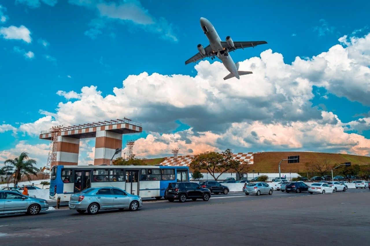 Bu pistler pilotların ve yolcularında korkulu rüyası! Dünyanın en tehlikeli iniş pistleri 9