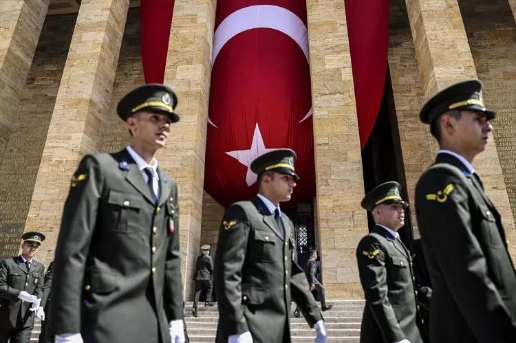 Cumhurbaşkanı Erdoğan ve devlet erkanı Anıtkabir'de! İşte önemli anlar... 21
