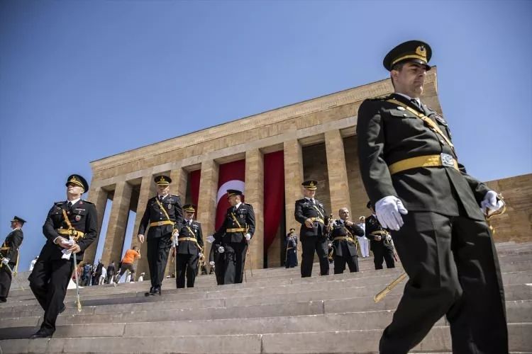 Cumhurbaşkanı Erdoğan ve devlet erkanı Anıtkabir'de! İşte önemli anlar... 23