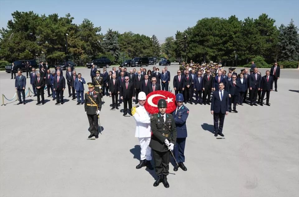 Cumhurbaşkanı Erdoğan ve devlet erkanı Anıtkabir'de! İşte önemli anlar... 50