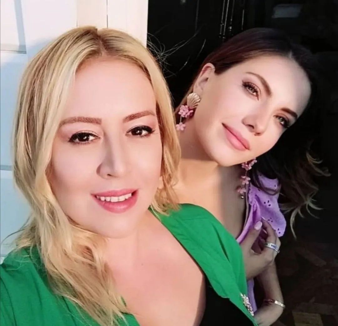 Yasak Elma Dizisinden Kahreden Haber Geldi! Eda Ece Böyle Duyurdu 4