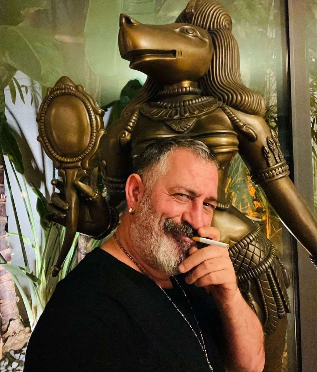 Cem Yılmaz Yeni Filminin Müjdesini Verdi! O İsim Yine Kadroda Yok! 9