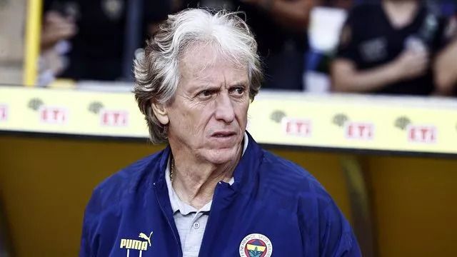 Fenerbahçe'de kazanlar kaynıyor! Batshuayi'nin gelişiyle birlikte menajerine talimat verdi 3