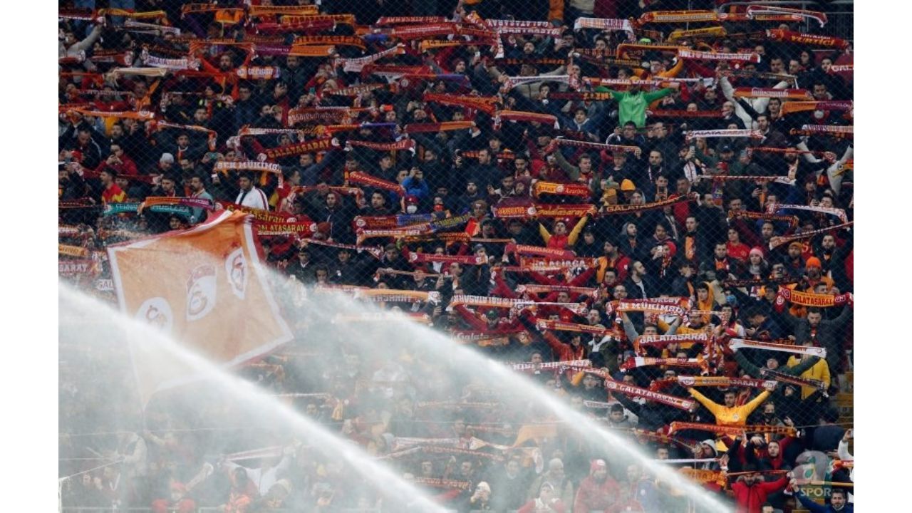 Cimbom'a iki çilek birden! Icardi ile beraber bir yıldız daha sarı-kırmızlı formayı giyecek 1