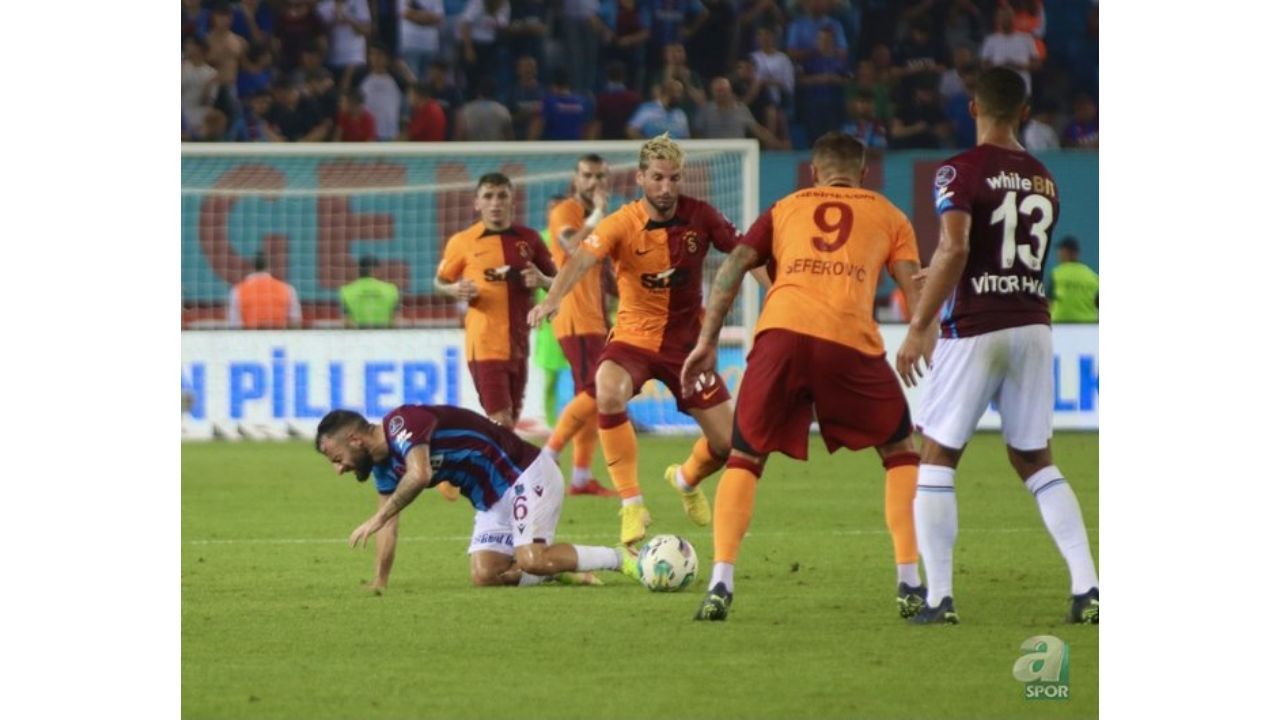 Cimbom'a iki çilek birden! Icardi ile beraber bir yıldız daha sarı-kırmızlı formayı giyecek 2