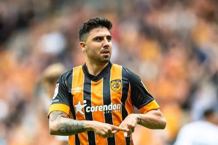 Süper Lig dünya futbolunu beslemeye devam ediyor! İşte 18 Türk oyuncumuzun yurtdışı seferi 8