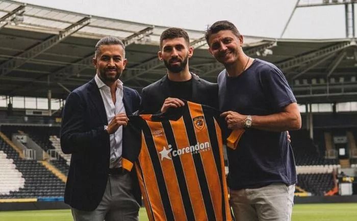 Süper Lig dünya futbolunu beslemeye devam ediyor! İşte 18 Türk oyuncumuzun yurtdışı seferi 9