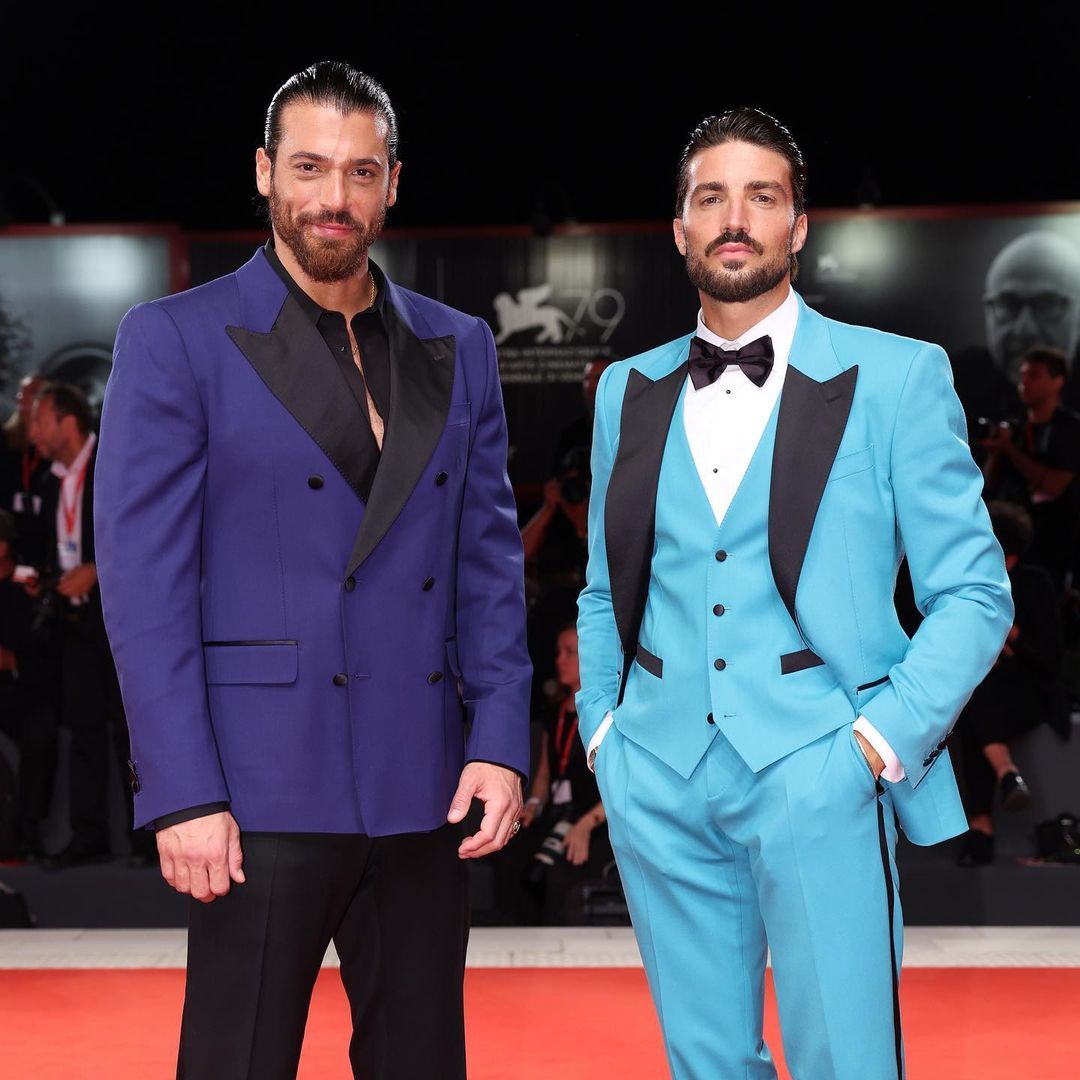 Can Yaman, 79. Venedik Film Festivali'ne İtalyan oyuncu Francesca Chillemi ile birlikte katıldı 13