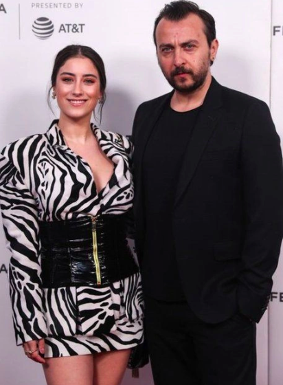 Hazal Kaya, ikinci bebeğinin adını açıkladı: Neden bu ismi seçtiği ise merak konusu oldu 1