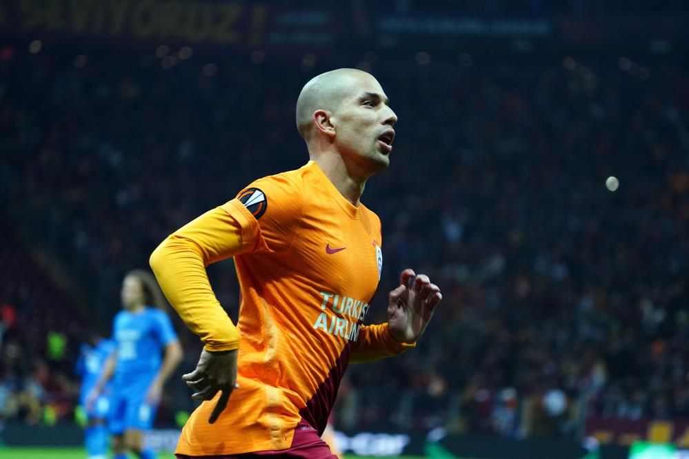 Adı Başakşehir ve Beşiktaş ile anılan Feghouli'nin yeni adresi belli oldu 1