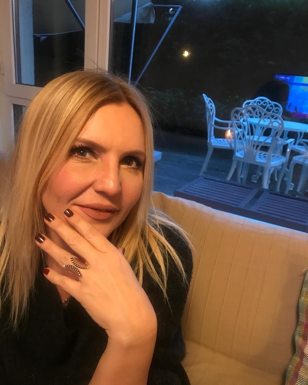 Seda Akgül'ün gerçek yüzü ortaya çıktı: Makyajsız fotoğrafını paylaştı 8