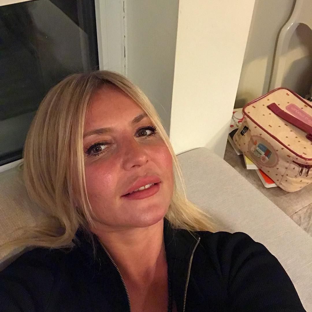 Seda Akgül'ün gerçek yüzü ortaya çıktı: Makyajsız fotoğrafını paylaştı 5