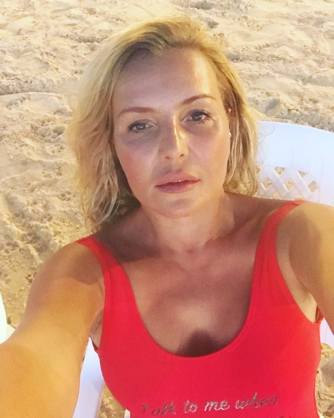 Seda Akgül'ün gerçek yüzü ortaya çıktı: Makyajsız fotoğrafını paylaştı 4