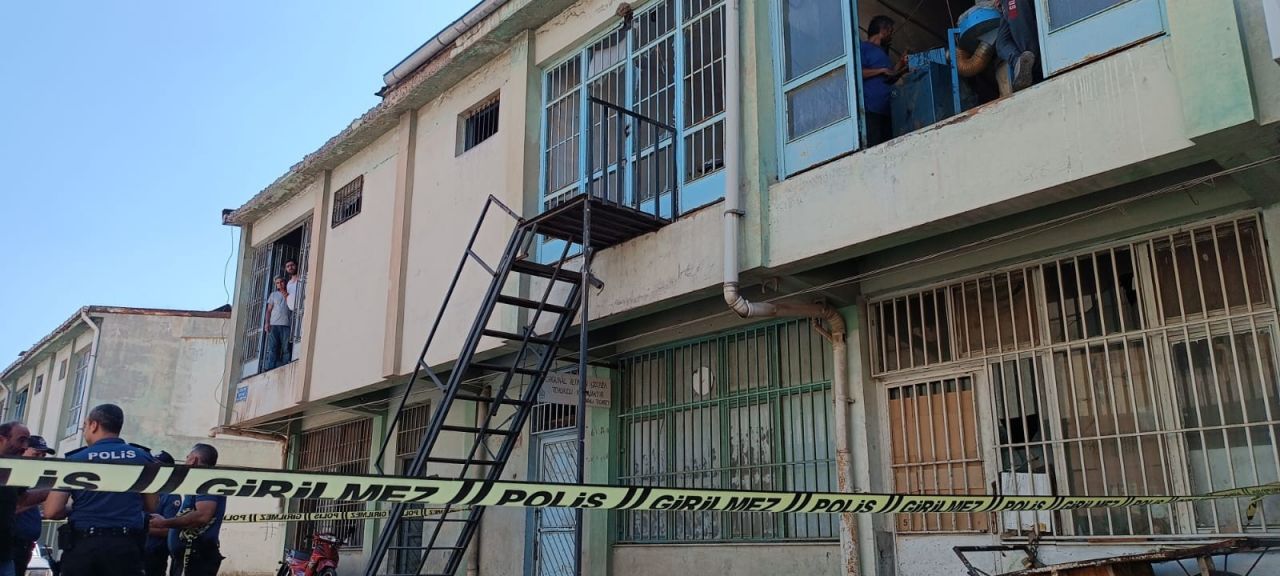 Ayakkabı atölyesinde patlama: 1 ölü, 1 yaralı 1