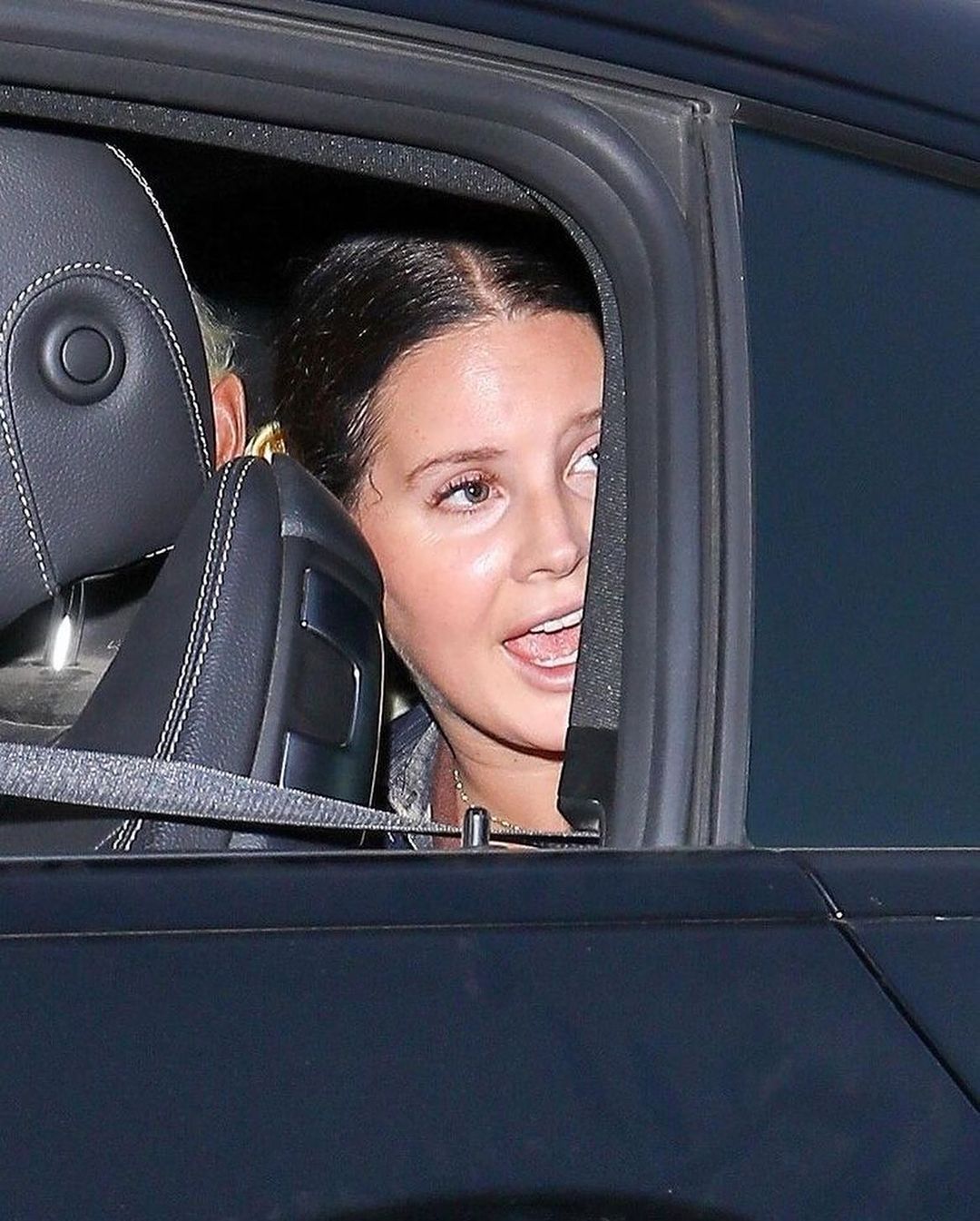 Dünyaca ünlü yıldız Lana Del Rey aldığı kilolarla tanınmaz hale geldi 9