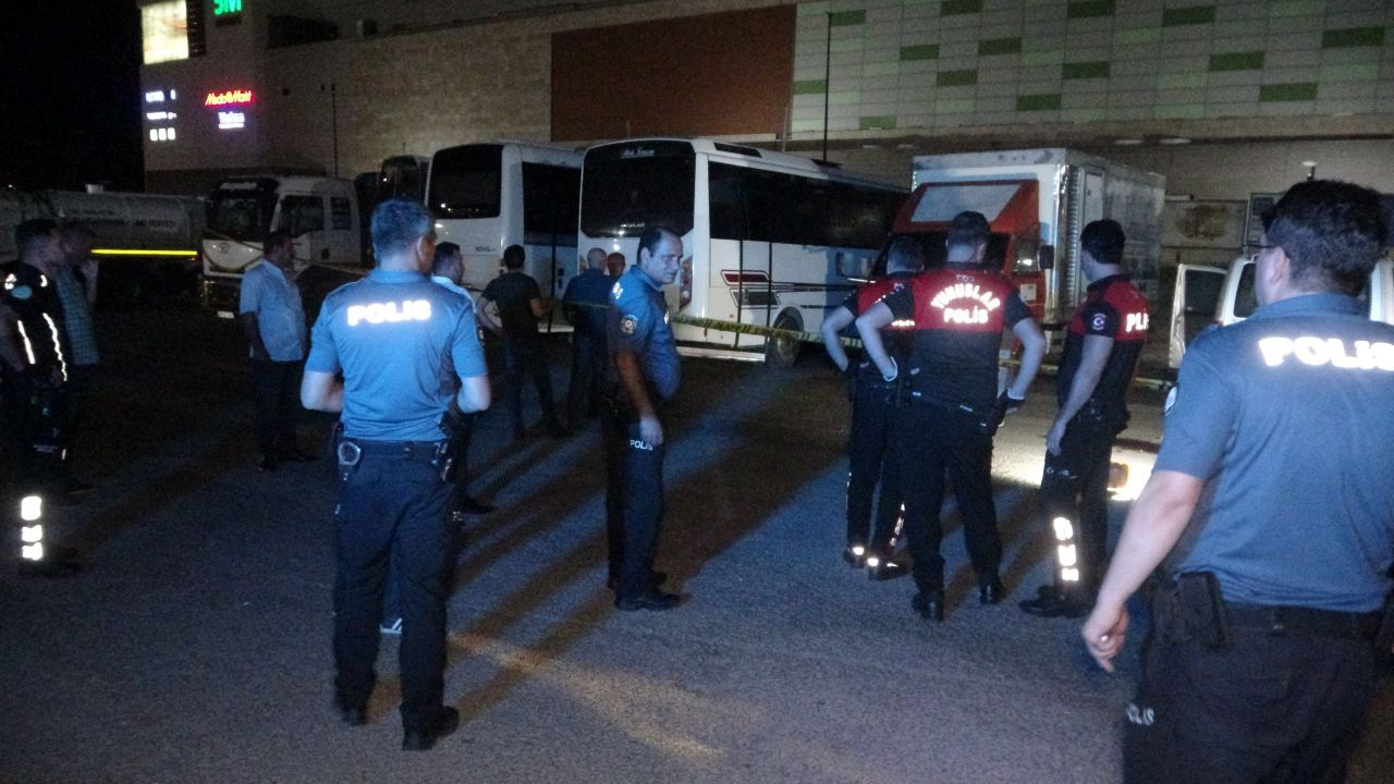 Otoparkta kanlar içerisinde bulundu, hastanede öldü! 1