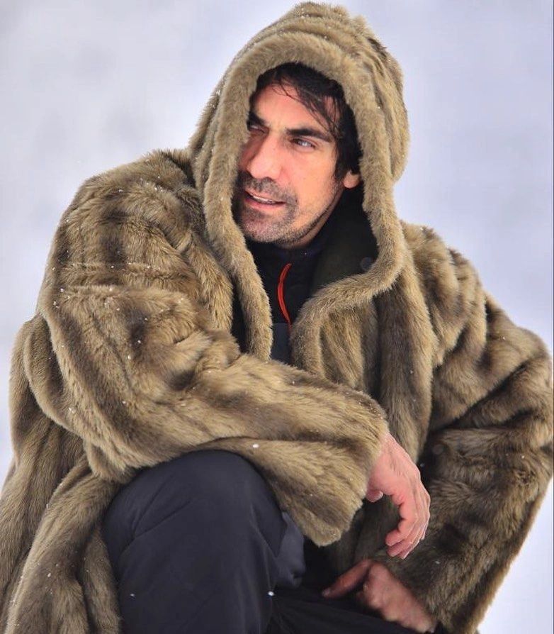 İbrahim Çelikkol Teklifi Kabul Etti! Yeniden Ekran Karşısında Olacak 7