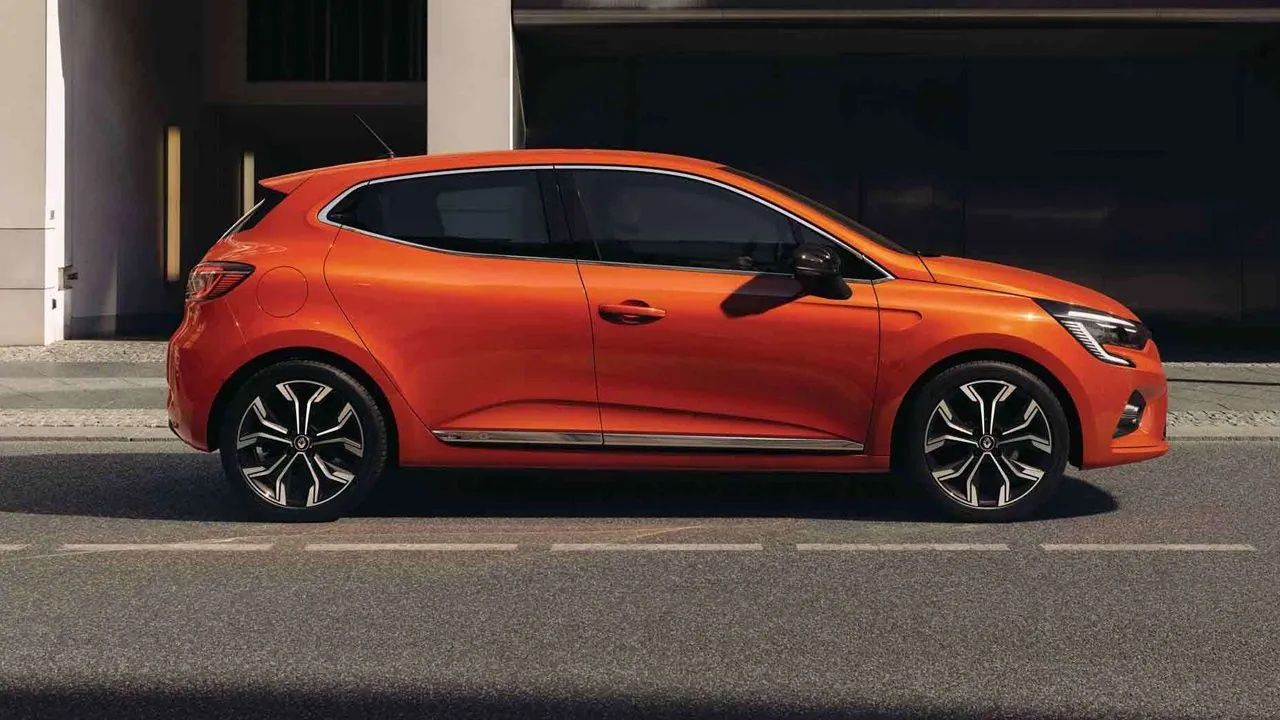 Renault Clio Eylül Fiyatlarında Sürpriz İndirim! Yeni Fiyat Listesiyle Fırsat! 9