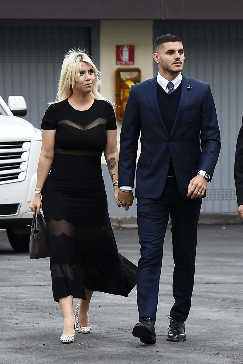 Transfer ateşini yakan Mauro Icardi ve Wanda Nara taraftarı heyecanlandırdı 2