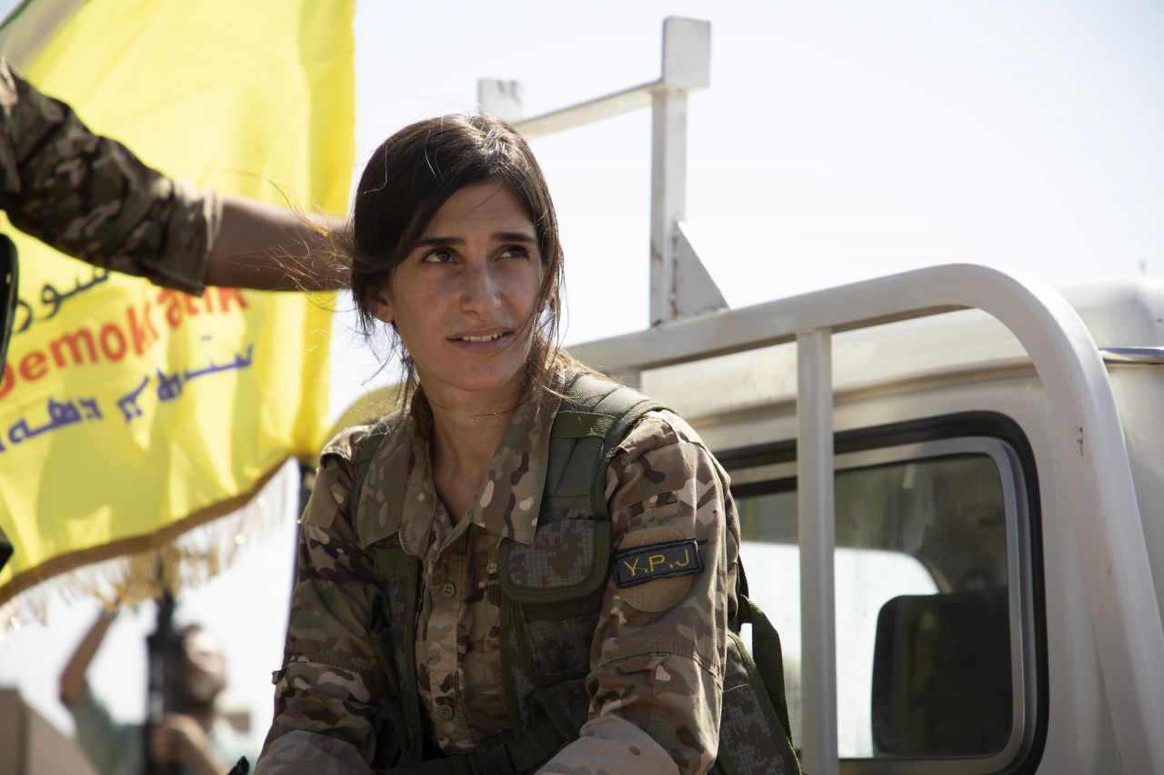 ABD güçlerinden Suriye'nin kuzeydoğusunda YPG/PKK'lı teröristlere silahlı eğitim! 12