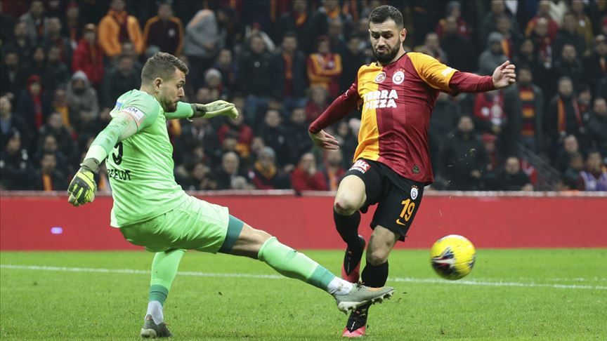 Galatasaray Ömer Bayram'la yollarını ayırdı 1
