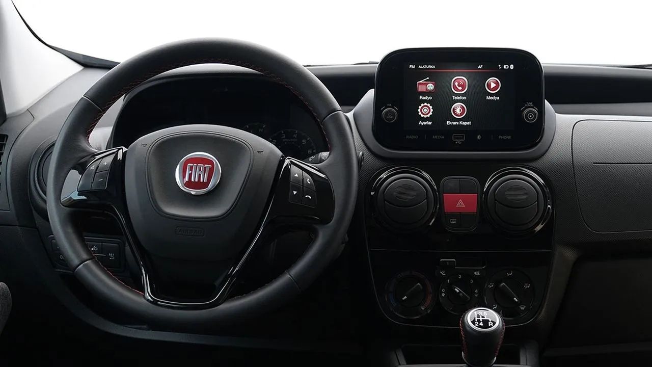 Fiat Türkiye'de İnanılmazı Yaptı! 300 Bin TL'nin Altındaki Modellerde Sürpriz Var! 15