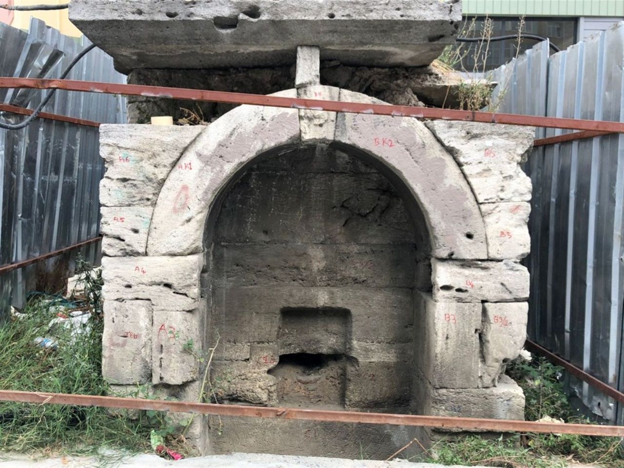 İstanbul Zeytinburnu’ndaki tarihi Seyitnizam Çeşmesi yeni yerine taşındı! 6