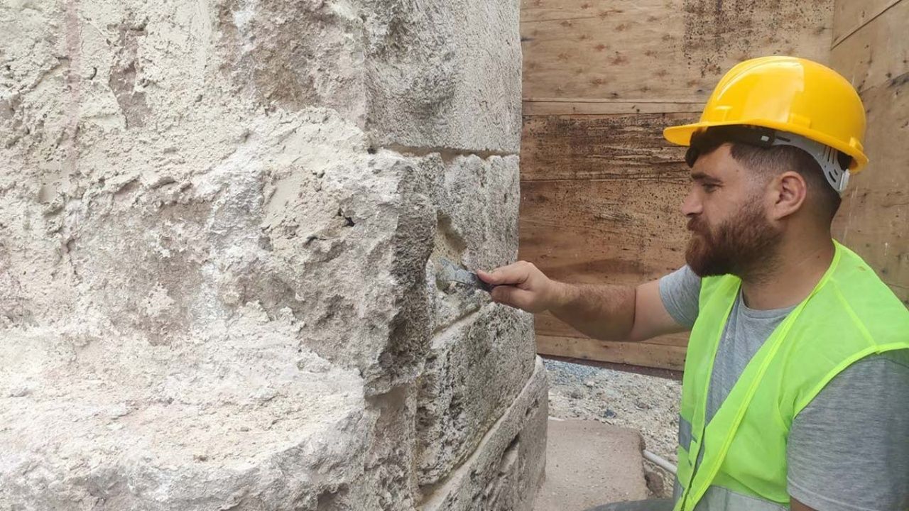 İstanbul Zeytinburnu’ndaki tarihi Seyitnizam Çeşmesi yeni yerine taşındı! 7