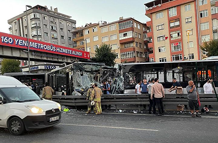 Avcılar'daki metrobüs kazasında yaralananlar dehşet anlarını anlattı: Her yer kan içindeydi! 12