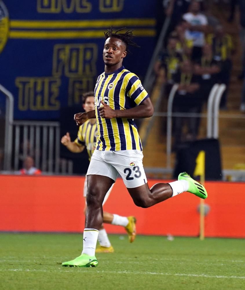 Kadıköy'ü coşturan Batshuayi Fenerbahçe'ye para kazandırdı! İnanılmaz rakam... 3