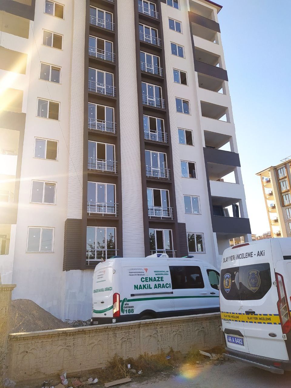 Bir hafta önce evlenmişti, asansör boşluğuna düşerek can verdi! 3