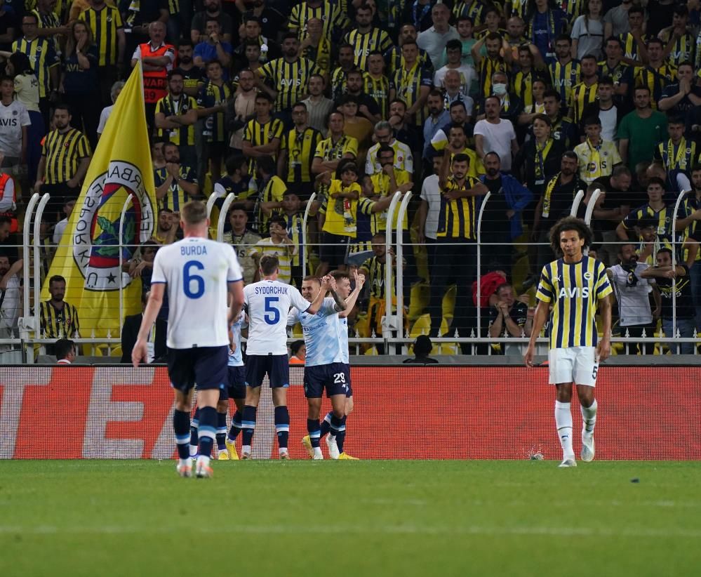 Fenerbahçe - Dinamo Kiev maçının ardından UEFA'ya ceza çağrısı 5