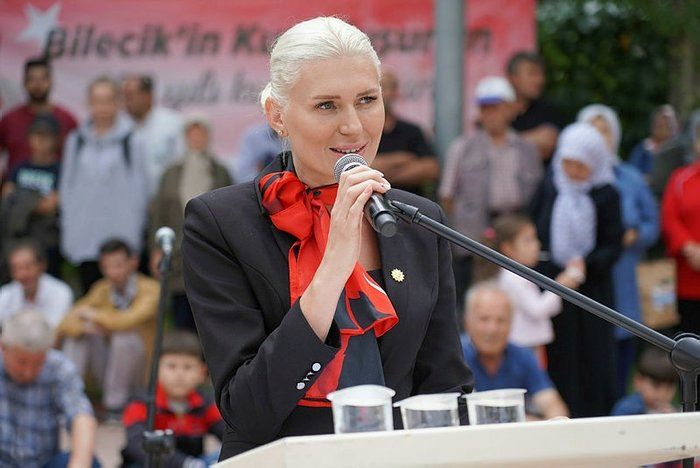 CHP'li başkandan aile şirketine bir kıyak daha! Bin kişilik organizasyona 5 bin kişilik yemek! 4