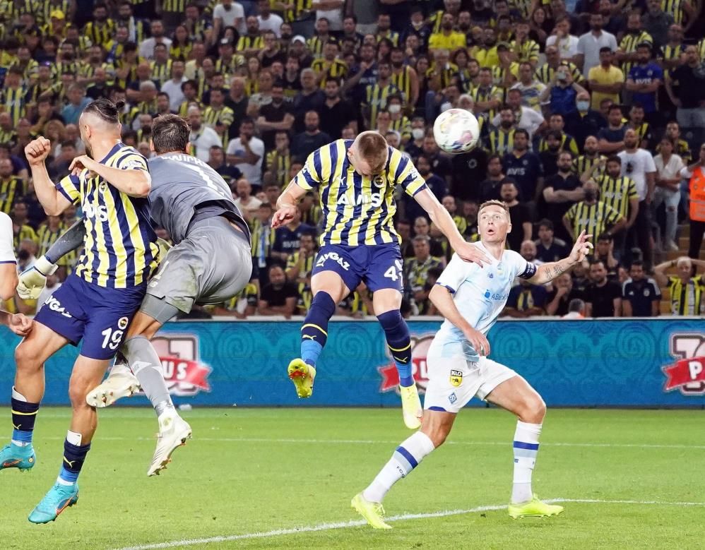 Fenerbahçe'de transfer görüşmesi! Herkes şaşkın, kimse bunu beklemiyordu... 6