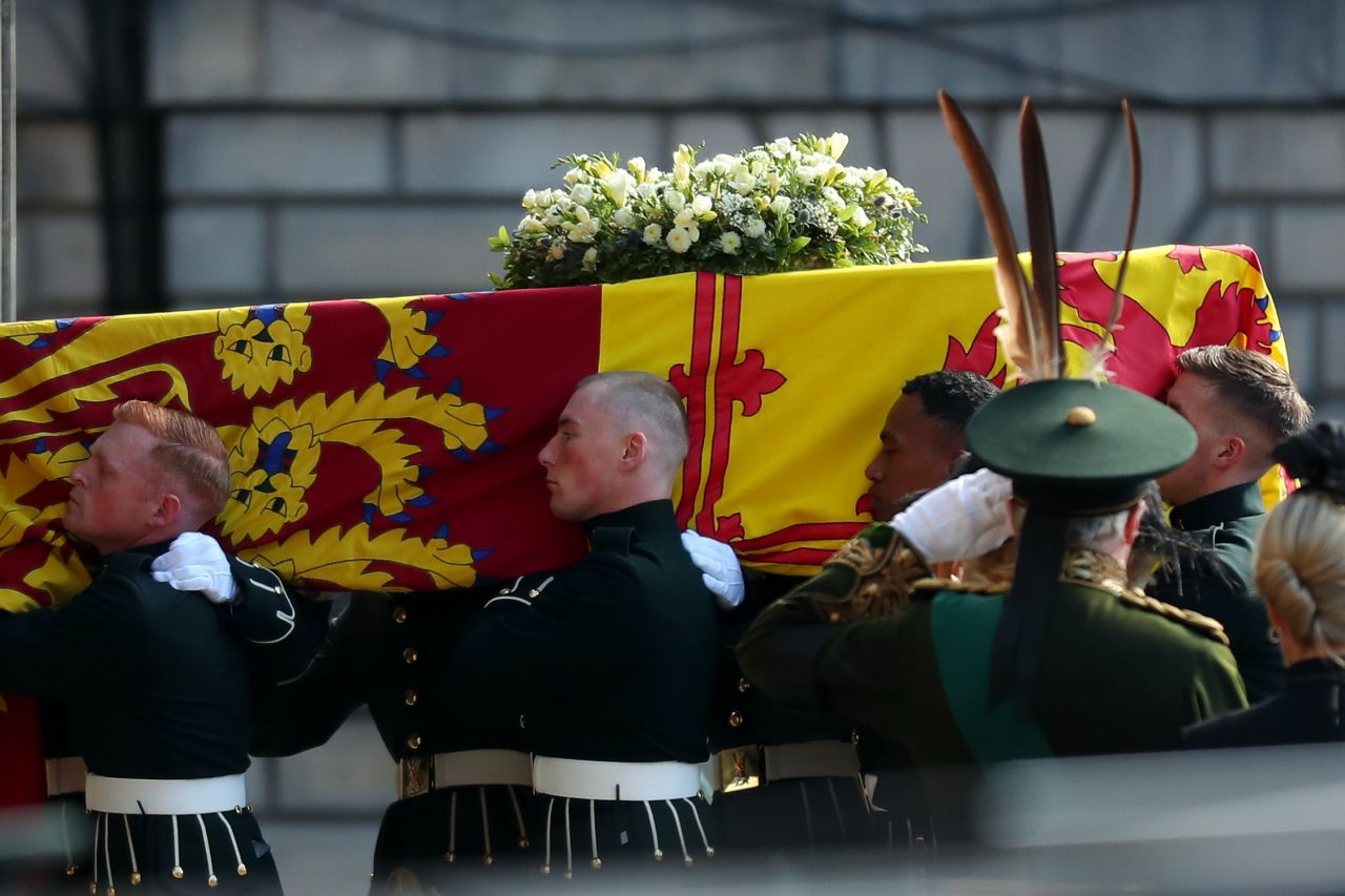Kraliçe II. Elizabeth için Aziz Giles Katedrali'nde tören düzenlendi 2